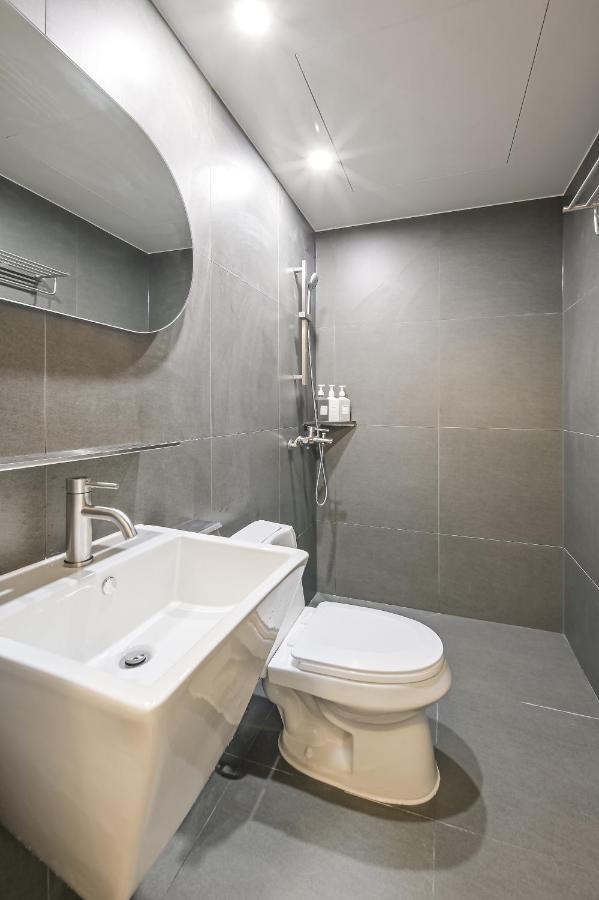 Ssh Myeongdong Dongdo Hostel Seoul Exterior photo