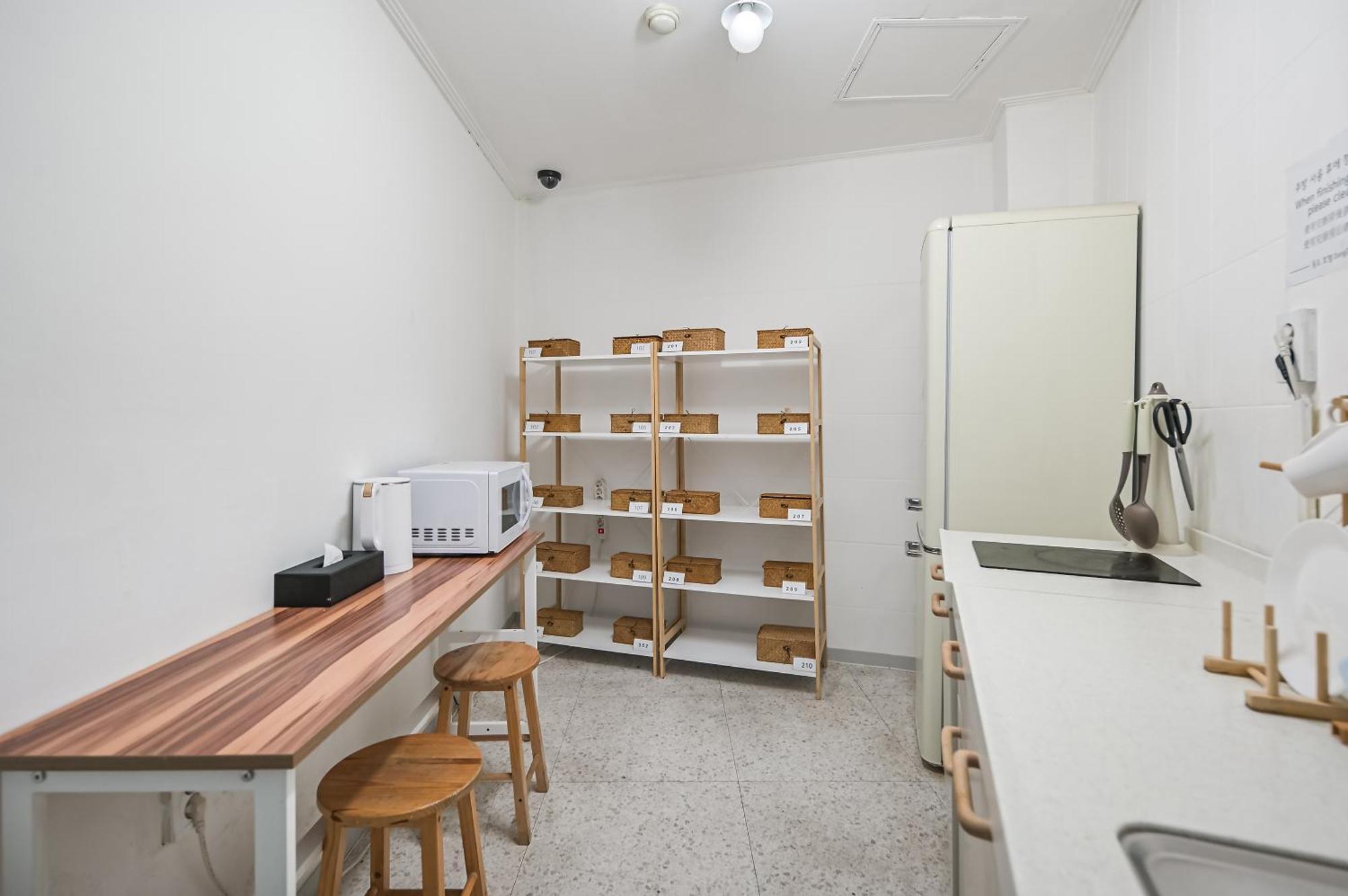 Ssh Myeongdong Dongdo Hostel Seoul Exterior photo