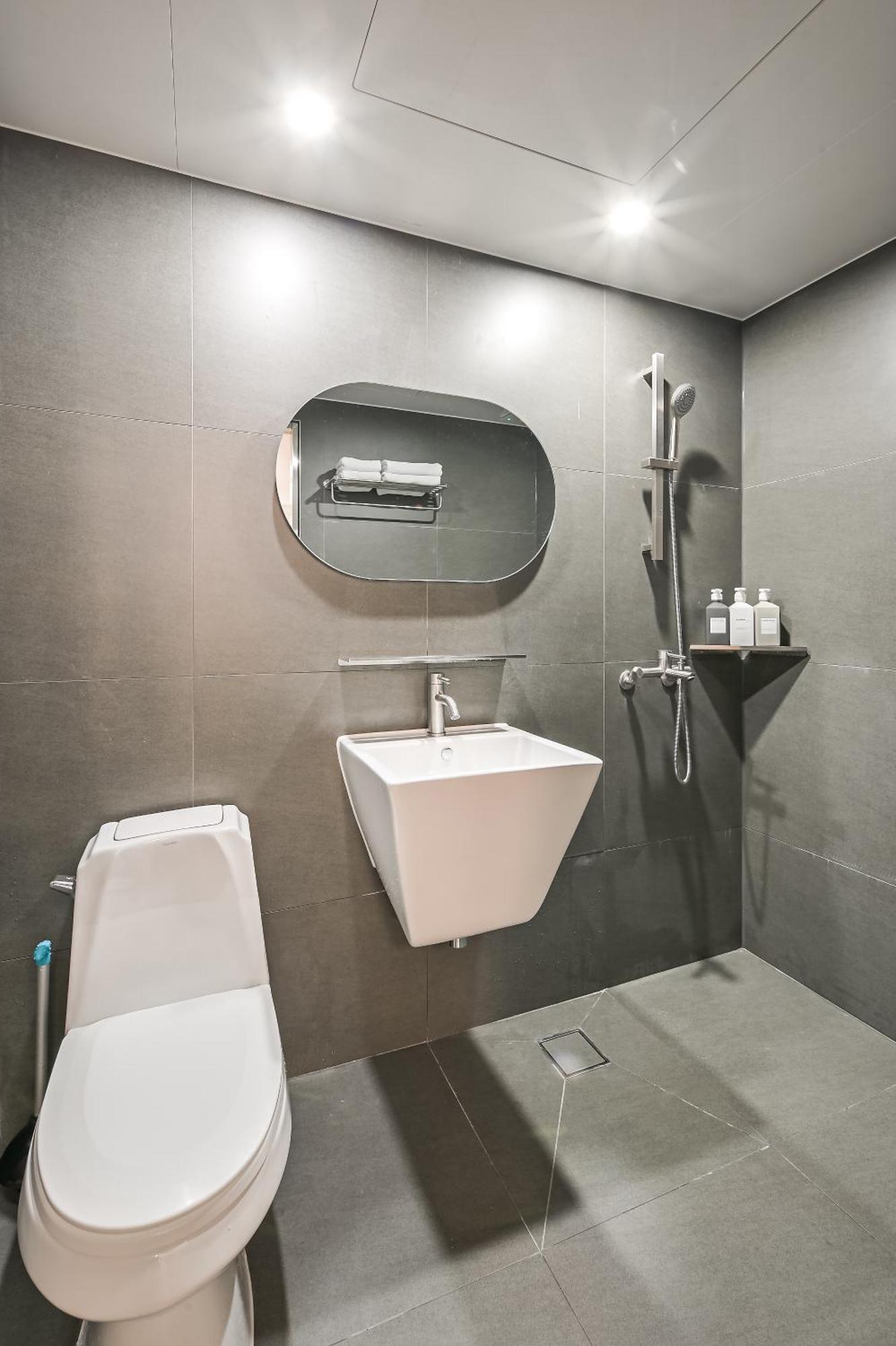 Ssh Myeongdong Dongdo Hostel Seoul Room photo